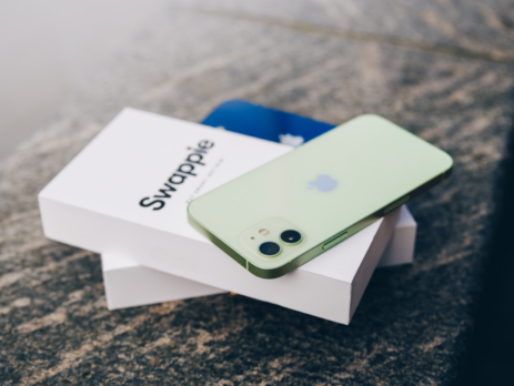 Jak poznat, zda je váš iPhone „napíchnutý“? Chraňte svá data