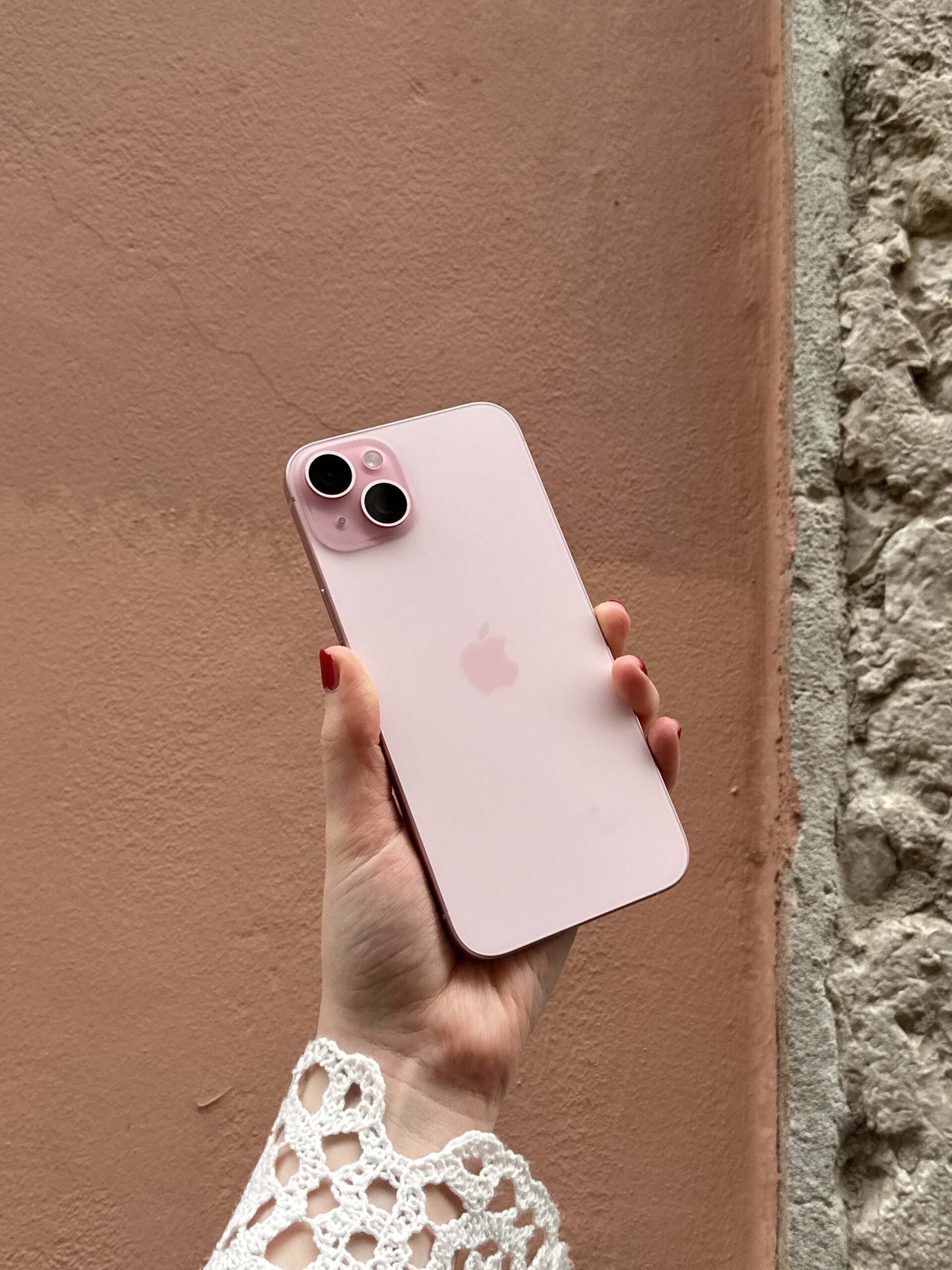 In-depth review of the iPhone 15