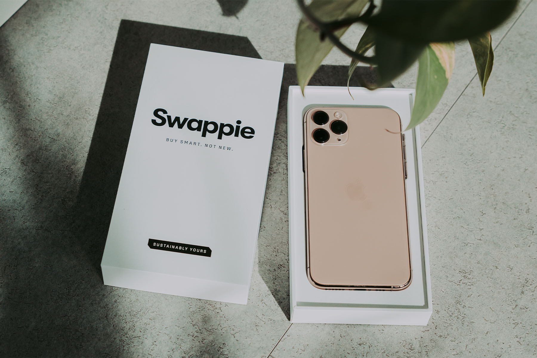 Refurbished iPhone 11 Pro vs Xiaomi Redmi Note 13: A detailed comparison
