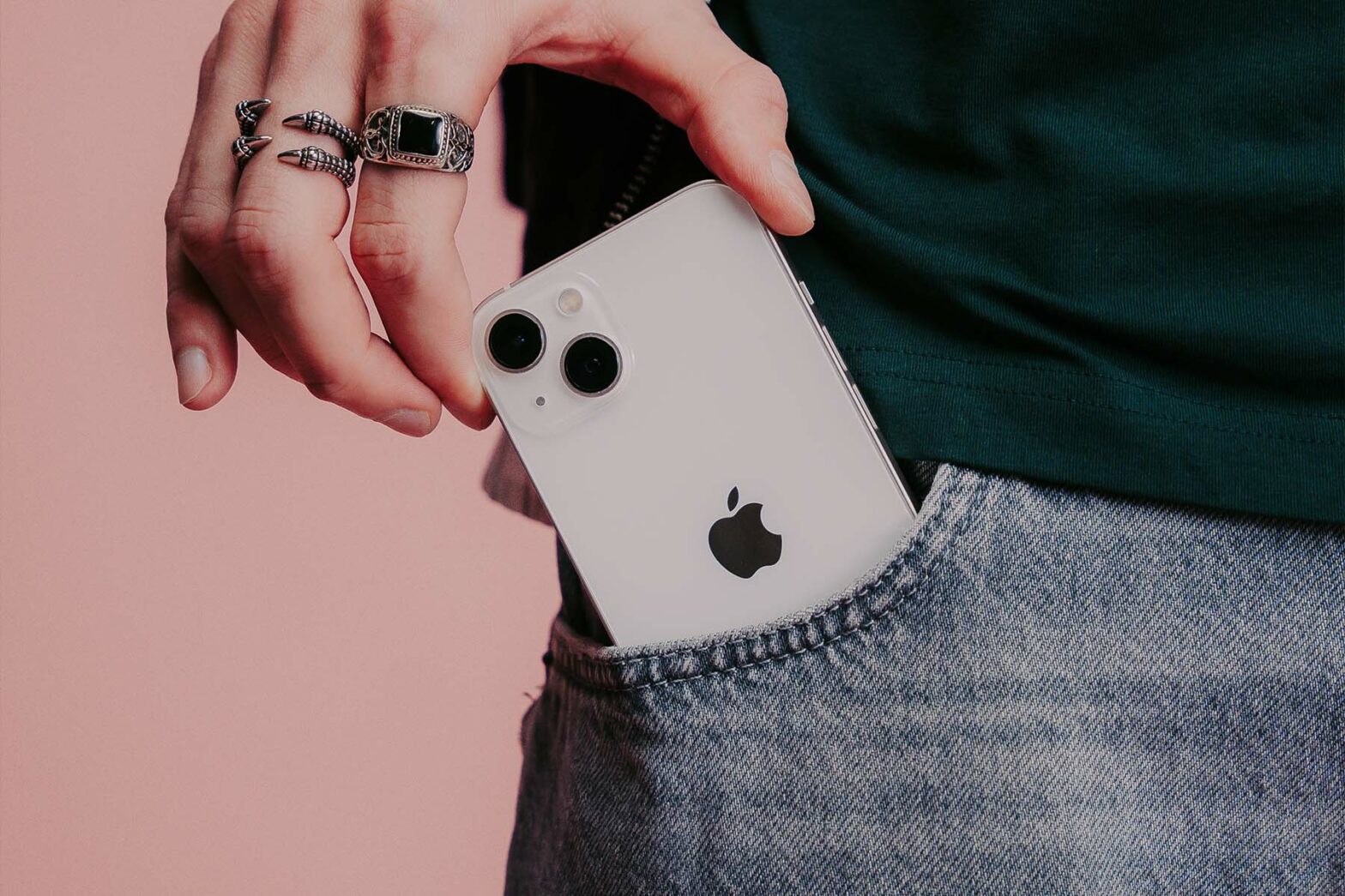 iPhone13vsSamsung22