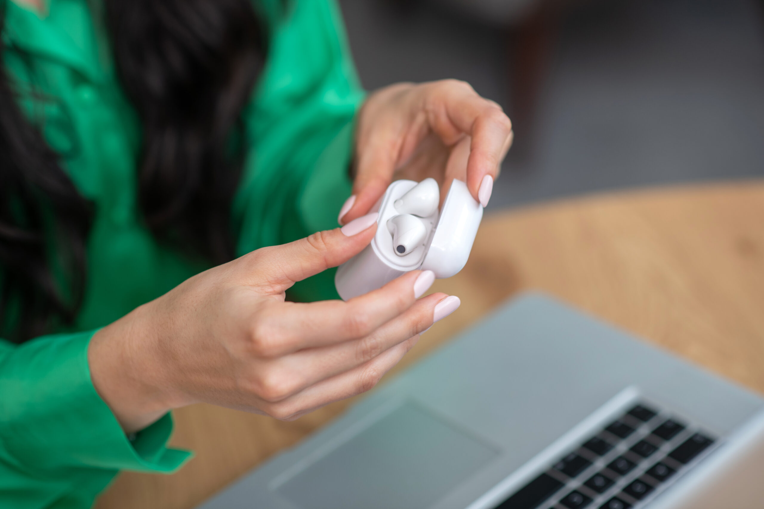 Apple airpods